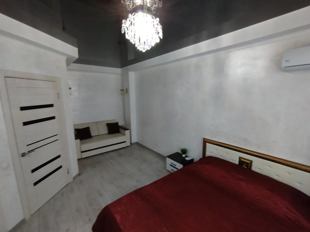 Квартира Уютная однокомнатная квартира в центральном районе, новострой — Симферополь