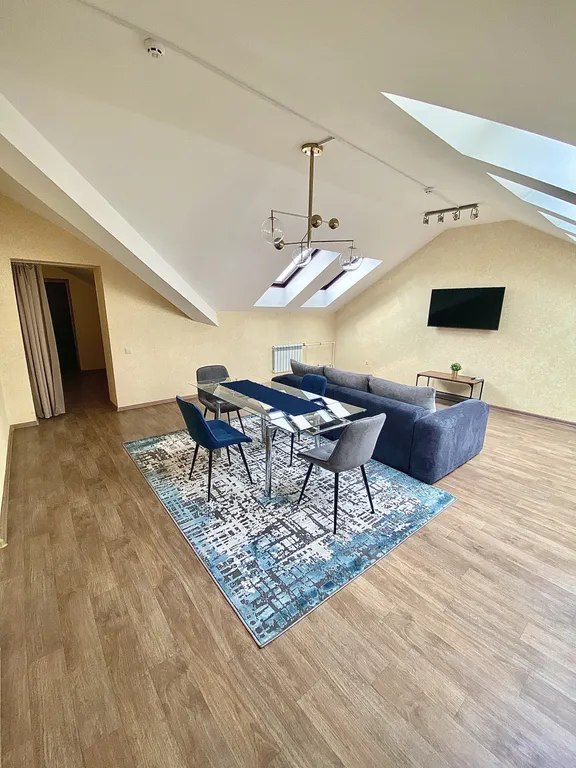 Арт-мансарда n2 с панорамным видом на водохранилище