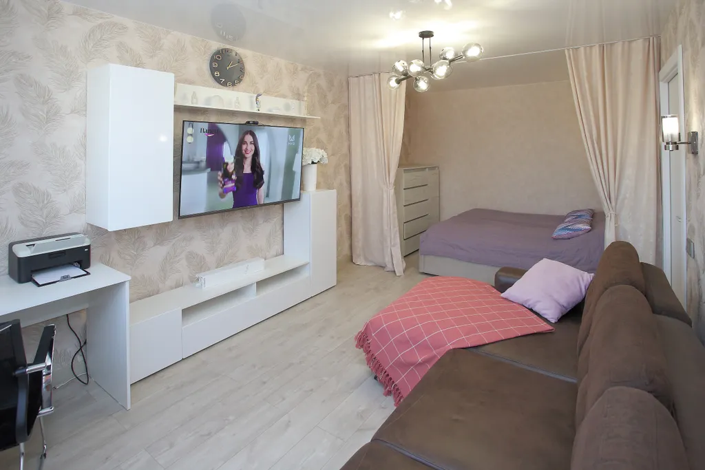 Апартамент в новом доме у метро Заречная в 20 минутах от центра