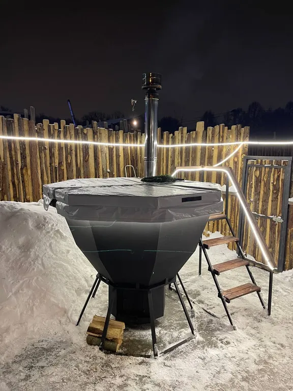 Уютный дизайнерский коттедж с территорией