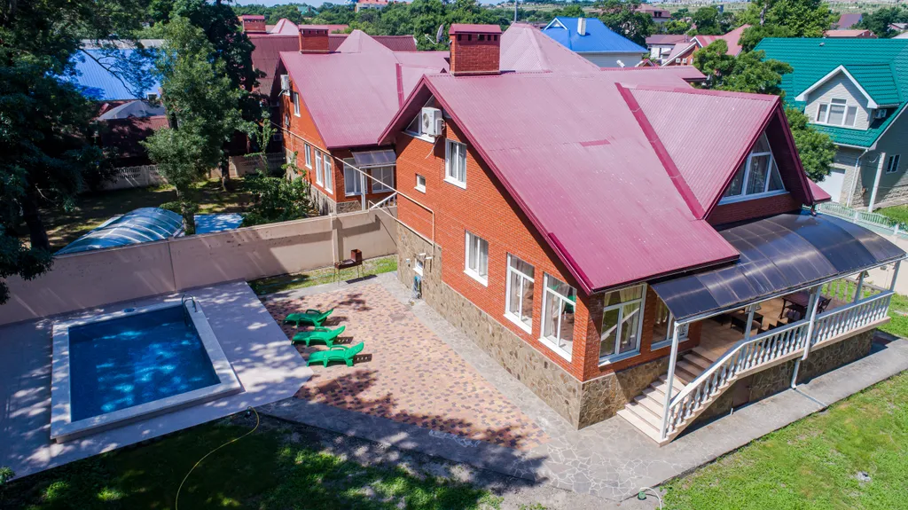 Коттедж Дом у моря с бассейном — аренда посуточно в Геленджик