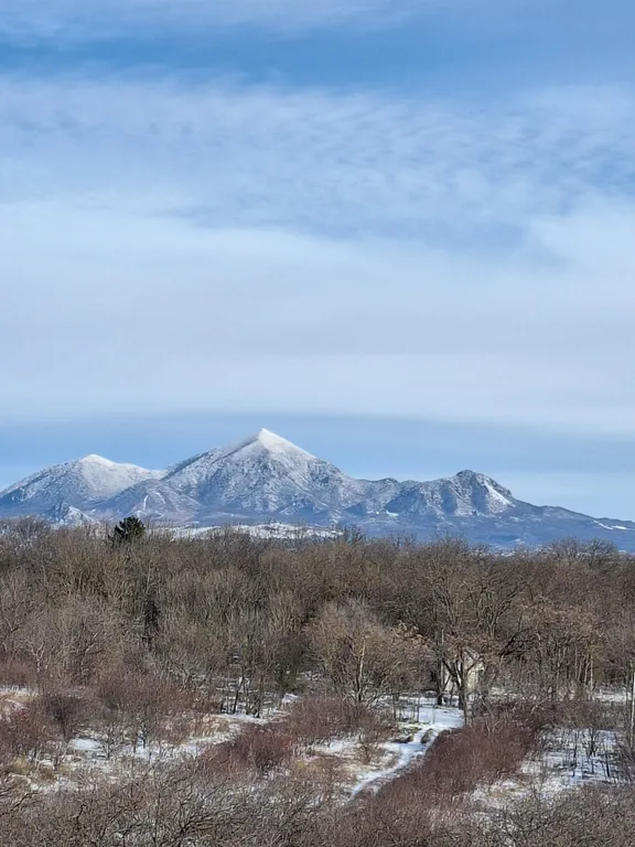 Уютная студия с видом на горы