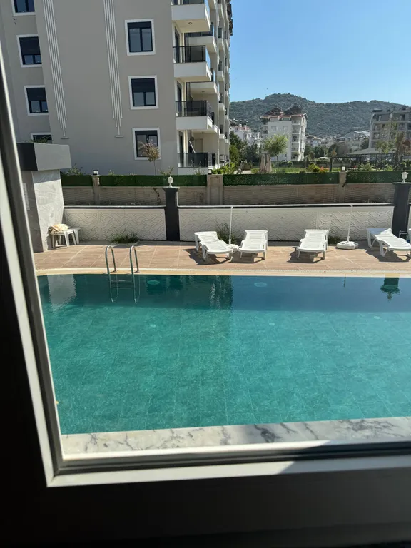 Квартира а Газипаше с видом на гору Селиниус