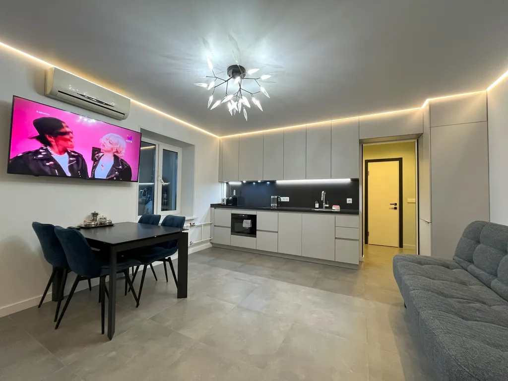 Квартира Арт-квартира с панорамным видом у метро ВДНХ — Москва