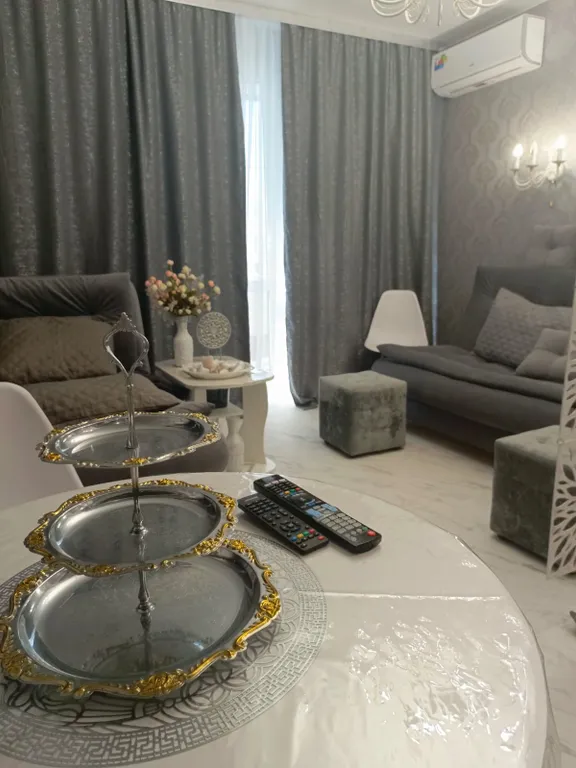 Уютная студия с новым авторским ремонтом в лучшем ЖК