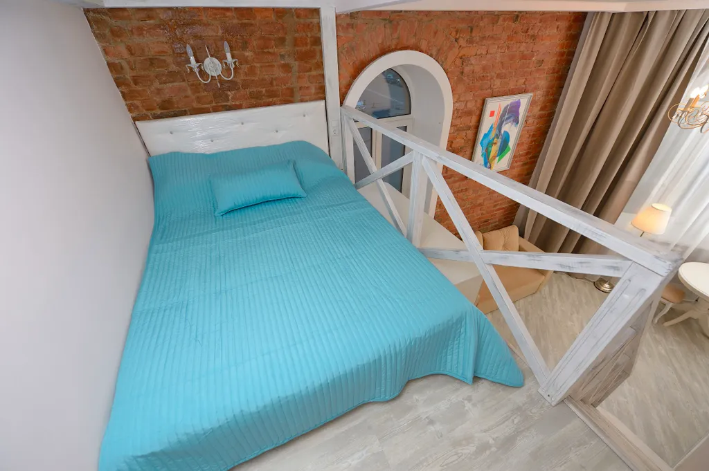 LeoHotels на Суворовском