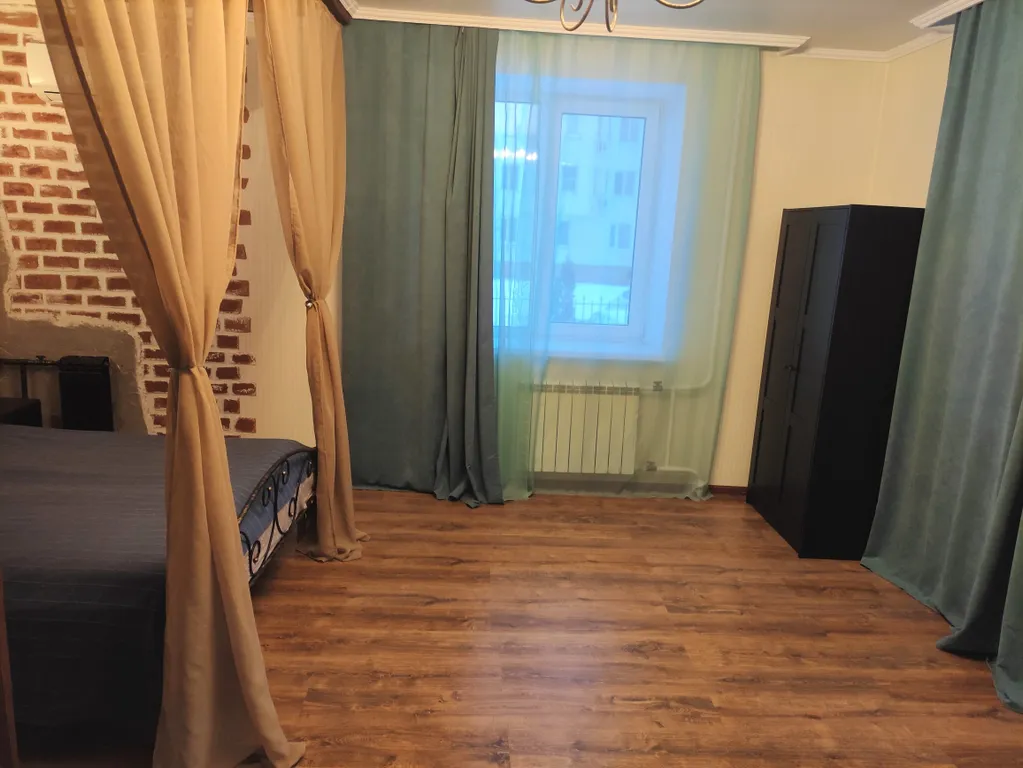 Апартамент на набережной