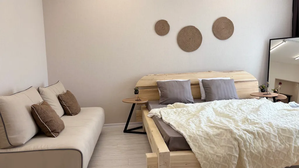 Новая светлая дизайнерская однакомнатная квартира