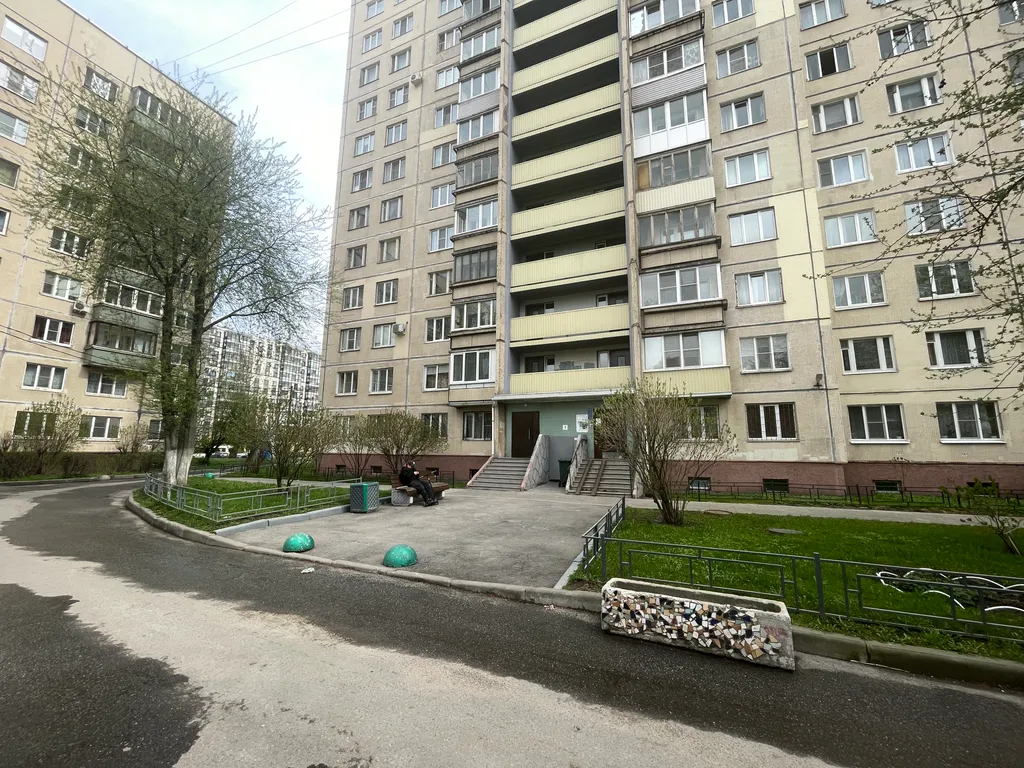 Стильная квартира в тихом дворе у метро