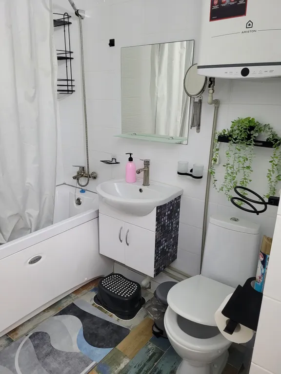 Современная студия у моря с видом на бассейн и горы