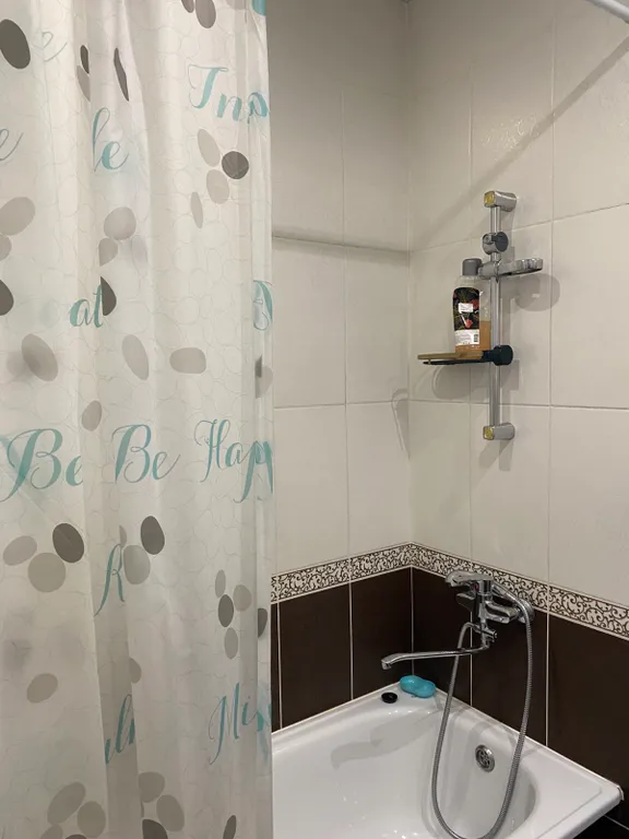 Уютная квартира на 5 мест рядом с Военным Госпиталем, БСМП, ТЭНГЭРИ