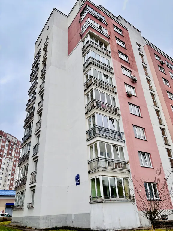 Квартира Просторная 2х комнатная квартира рядом с метро — Минск