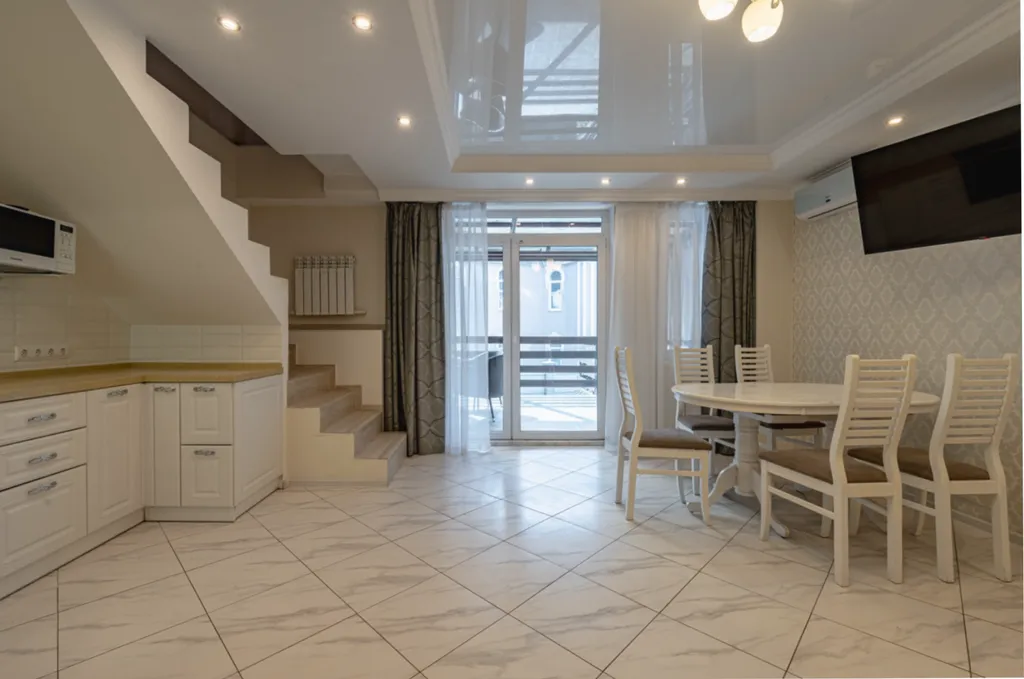 Двухэтажная квартира «отдых у ручья» со своей террасой и мангалом