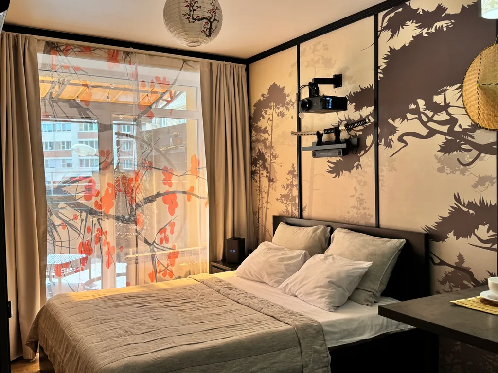 Студия Азия с кинотеатром, террасой и кухней