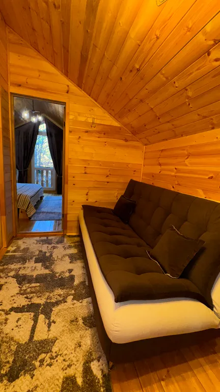 Двухэтажный коттедж в горах Карачаево-Черкесии