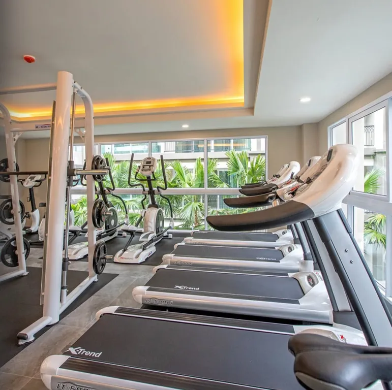 Dusit Grand Park 2 STUDIO