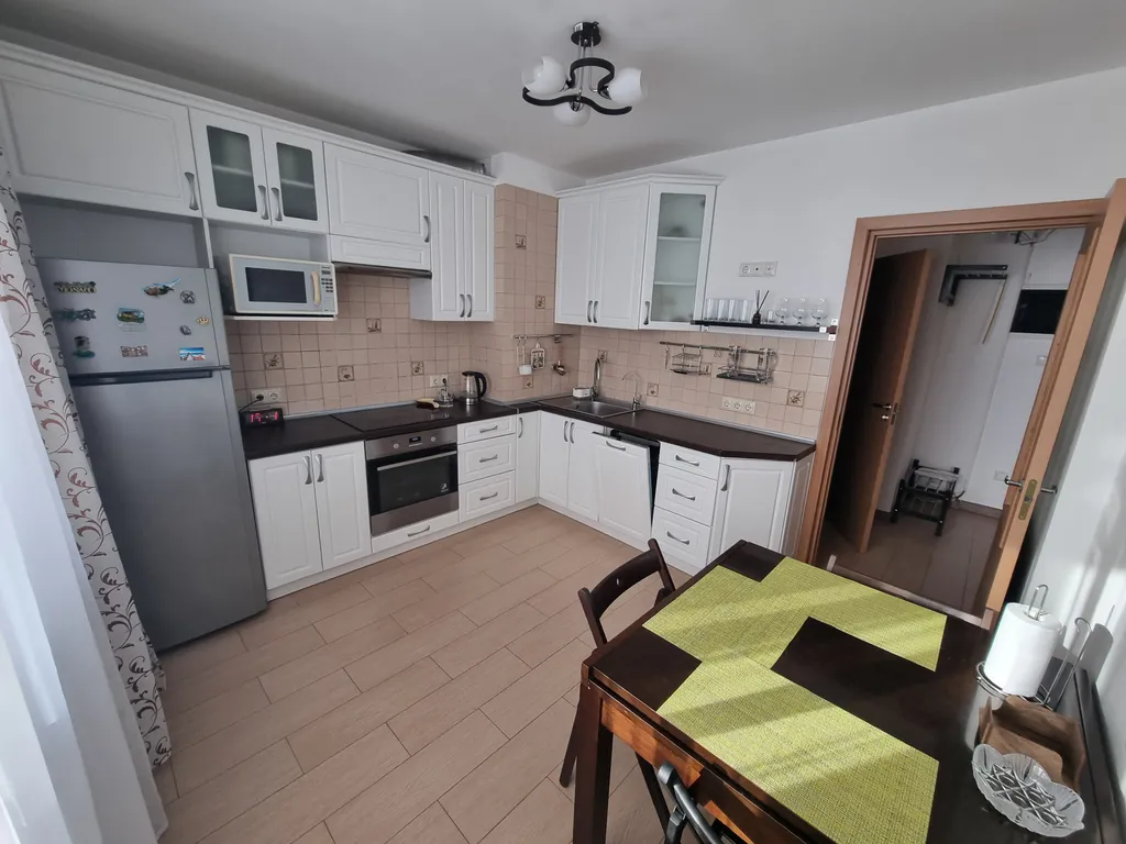 Уютная квартира в новостройке рядом с метро