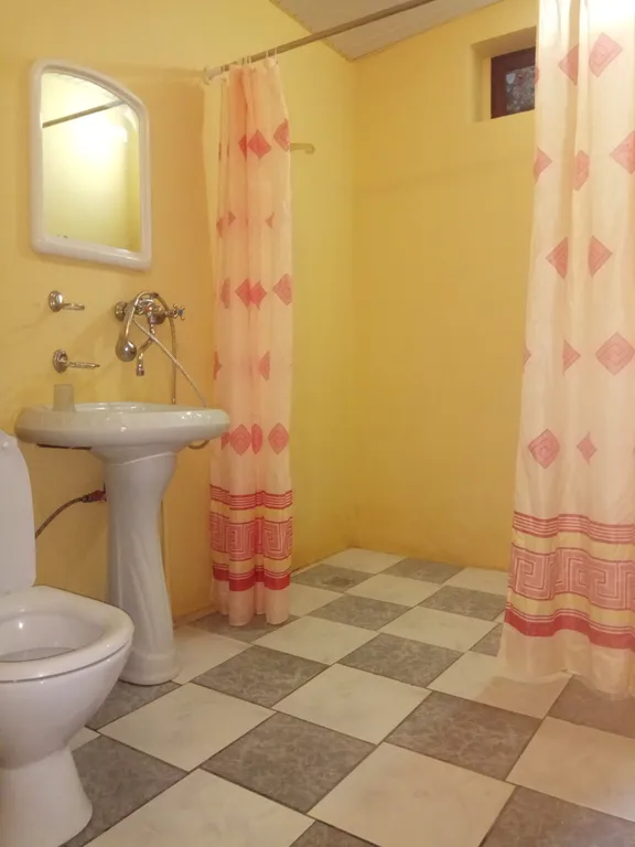 Дом  с отдельным входом и парковкой