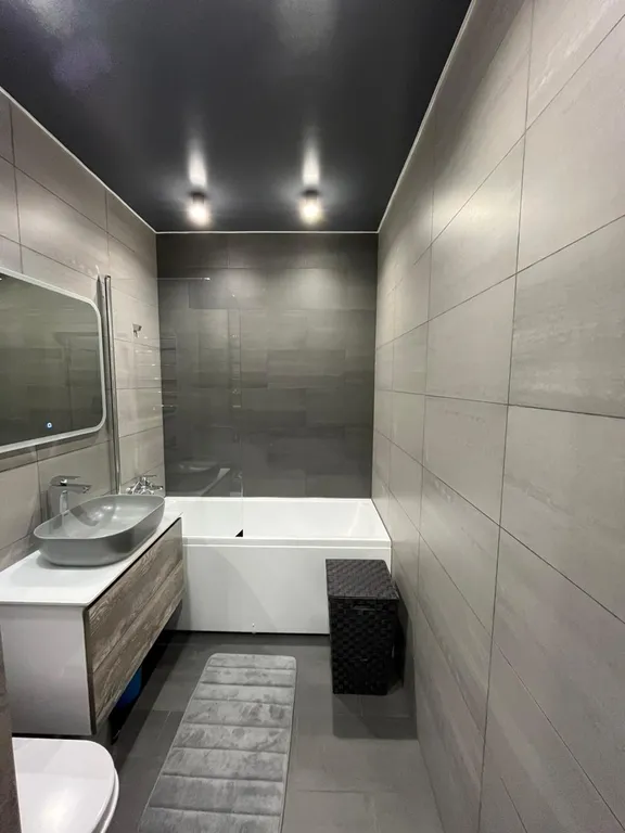 Просторная уютная квартира с дизайнерским ремонтом