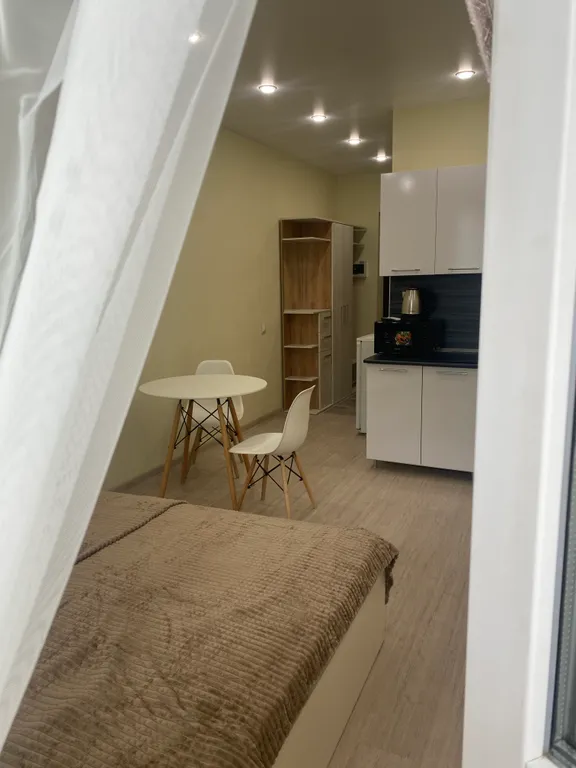 Светлая студия со всеми условиями для комфортного проживания