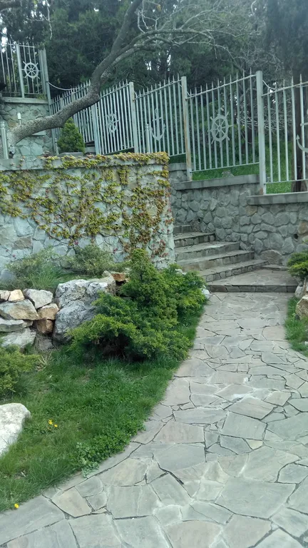 Бросай якорь здесь