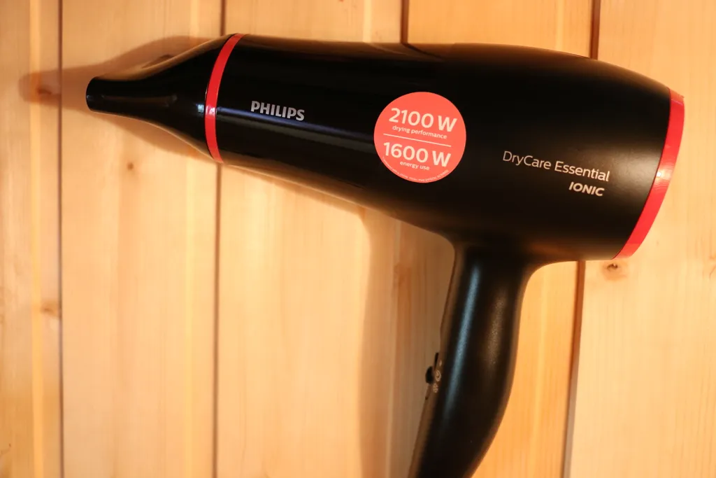 Удобный дом на самом берегу озера Вселуг