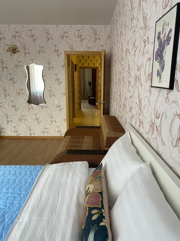 Просторная 3-комнатная квартира в центре. Новый ЖК. Установлен БОЙЛЕР.