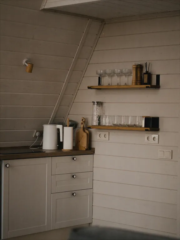 Коттедж Большой треугольный дом 90м2 с завтраком — Куровское