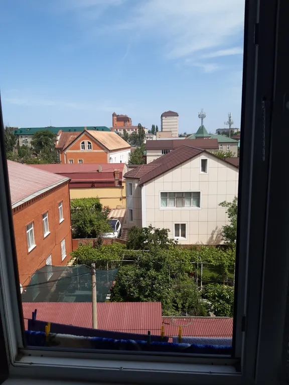 Квартира в тихом районе и отличной локацией