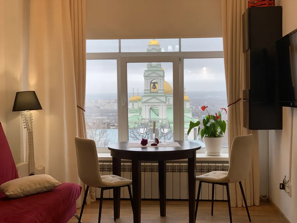 Студия с шикарным видом на Спасский собор 6 этаж
