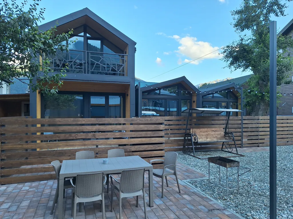 Коттедж Домик с видом на горы — Архыз