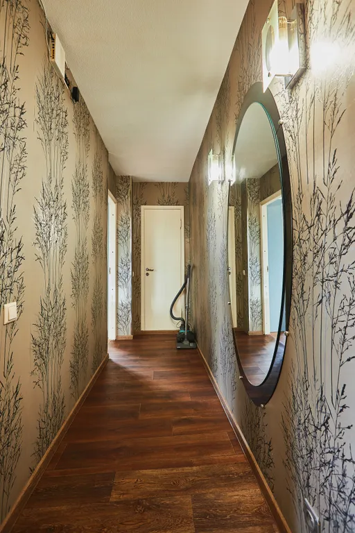 Ваш Рантье на Ленина 26 возле Театра кукол