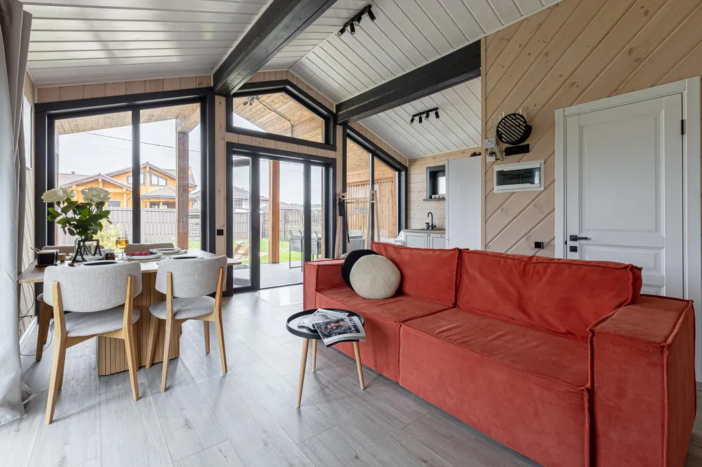 Коттедж Панорамный дом среди зимнего леса рядом с озером — Семеновское