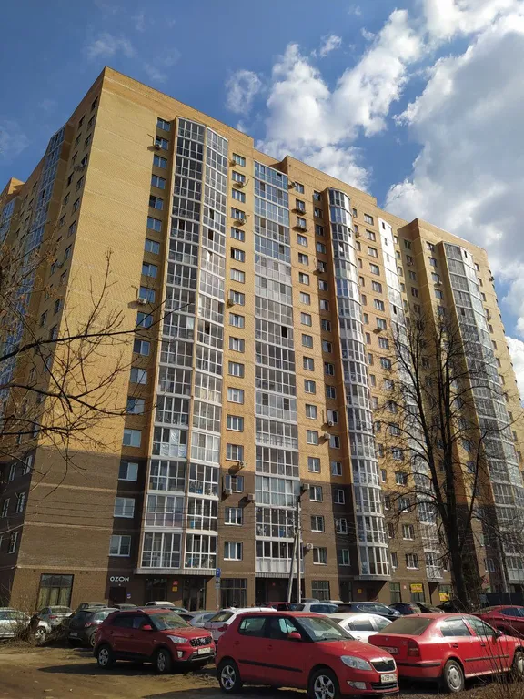 Квартира Современная квартира в центре с видом на шикарные закаты с 13-го этажа — Ярославль