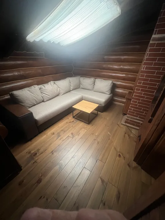 Шале с баней бассейном и видом на озеро