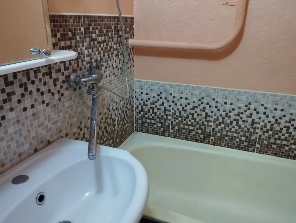 Уютная 1-комнатная квартира в спальном районе, недалеко от центра