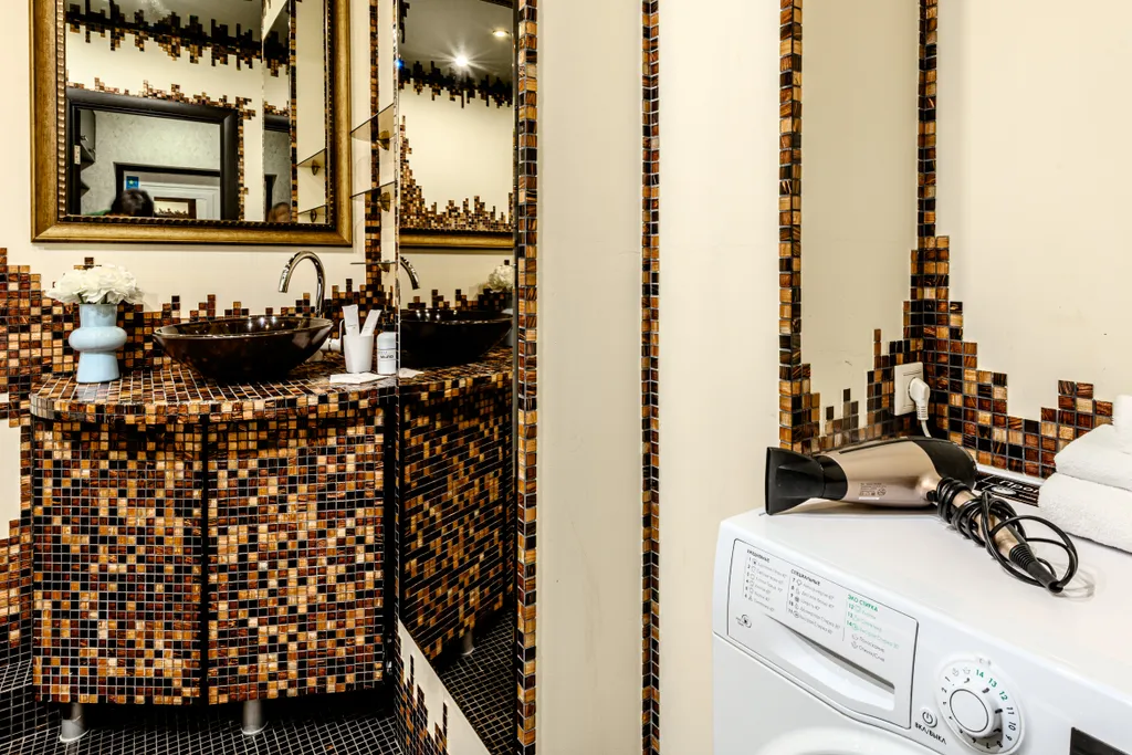 В тихом районе с удобной кроватью, гостиничный сервис, бесконтактно