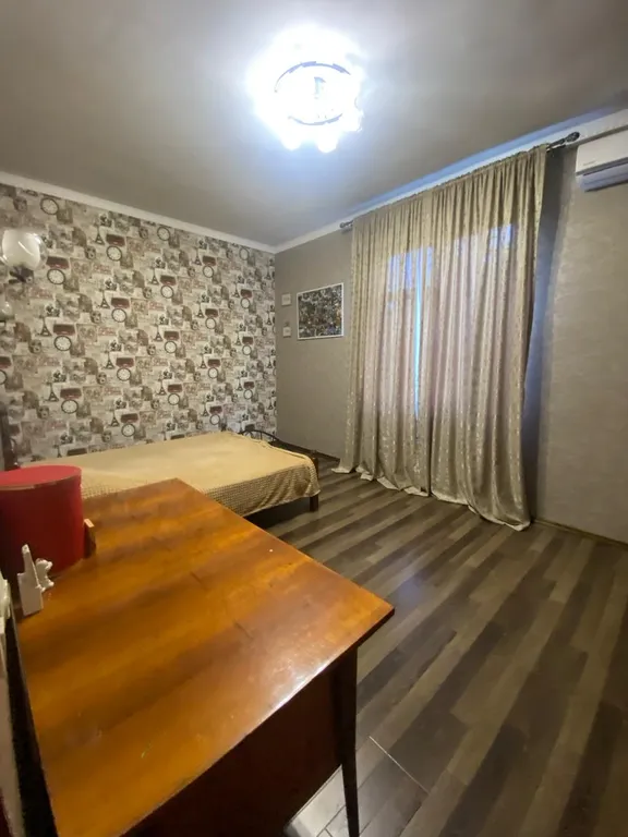 6-комнатный Дом