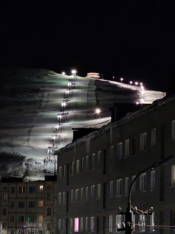 Тёплое гнёздышко в самом центре