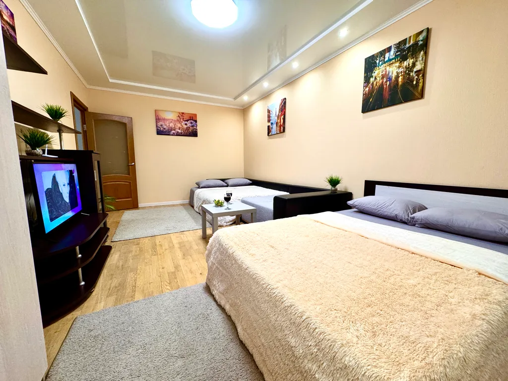 Уютная двушка в центре рядом с набережной реки Волга