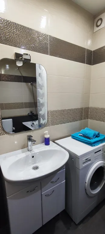 Уютная квартира на берегу реки с красивыми закатами