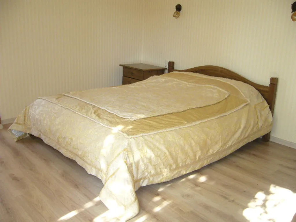 Квартира Дом в ближайшем пригороде Ялты — аренда посуточно в Ливадия