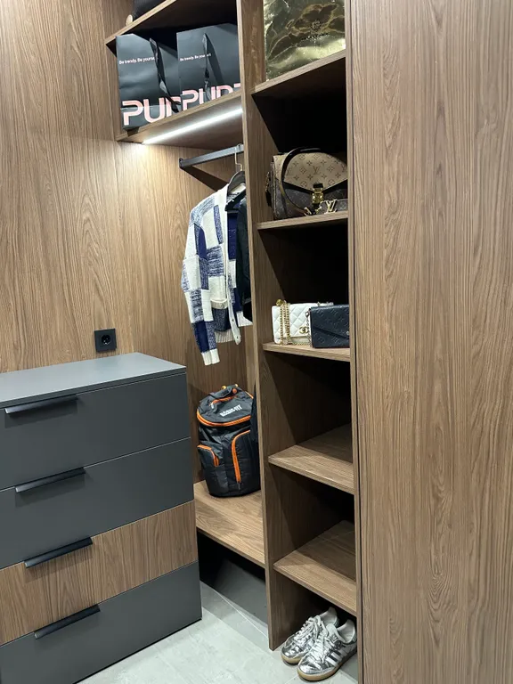 Современные и уютные апартаменты в центре рядом с парком и рекой