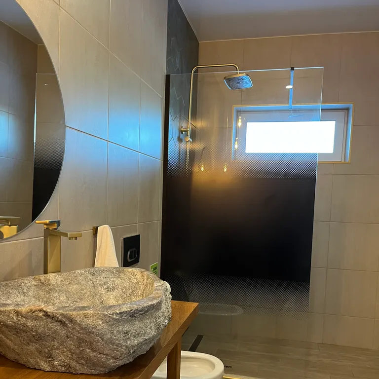 Vuori 1 - дом с видом на озеро в Карелии