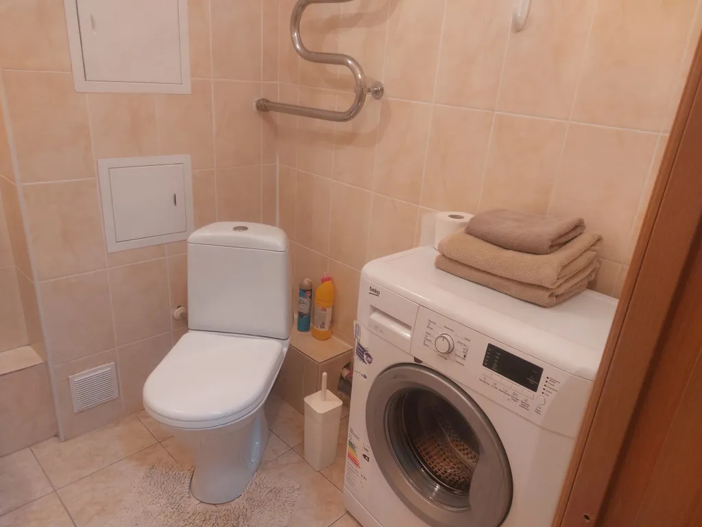 Квартира у аквапарка и Ледового дворца