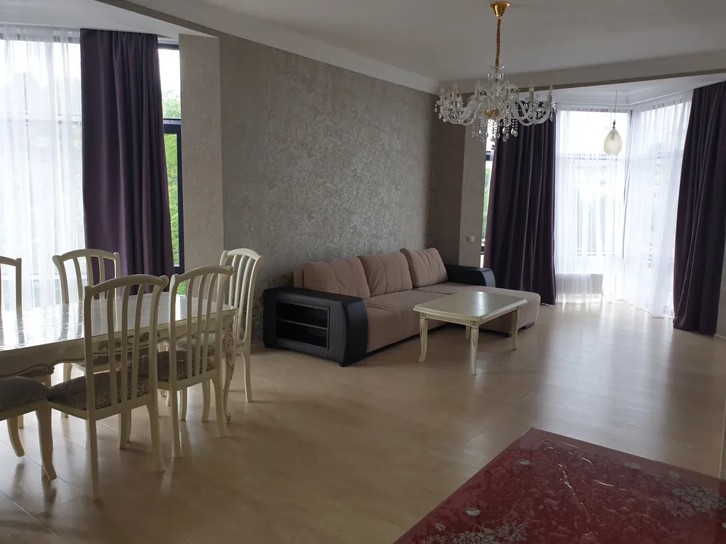 Апартаменты в курортной зоне в центре города