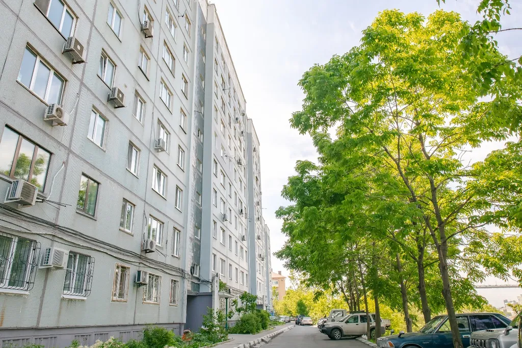 Современная студия с видом на бухту Золотой рог