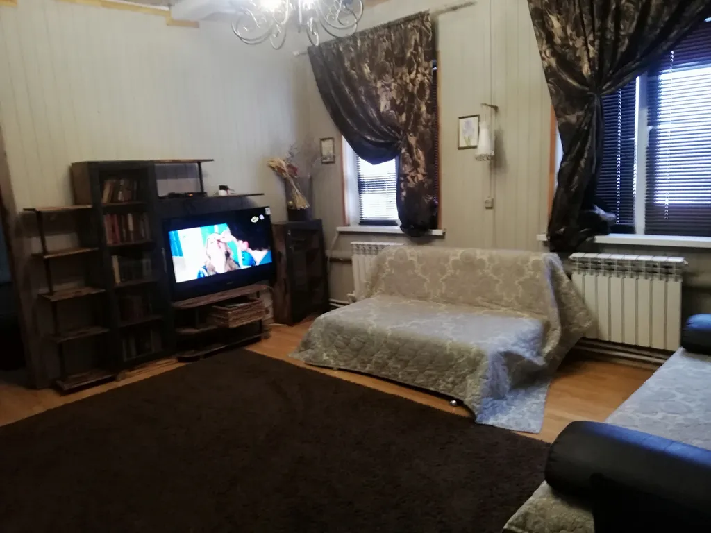 Уютный дом с камином