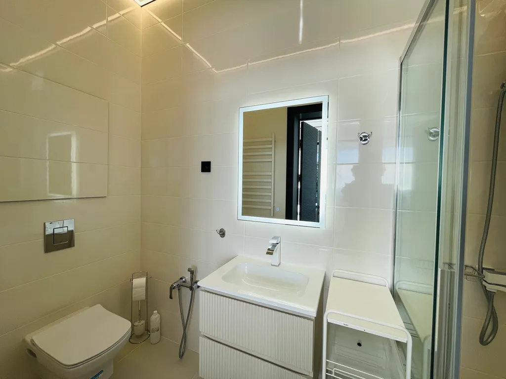 Вилла с бассейном и баней