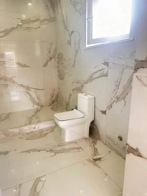 Уютный просторный дом со двором, круглосуточная вода